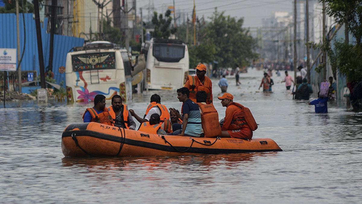 Hundreds Stranded As Parts Of India S Tamil Nadu Flooded