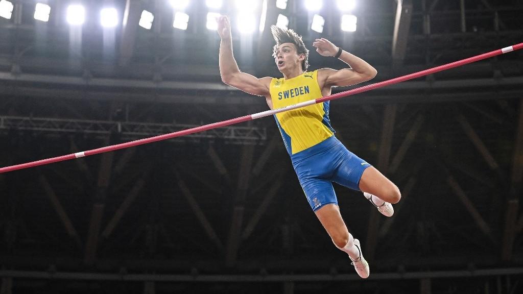 Sweden S Duplantis Soars To Pole Vault Gold