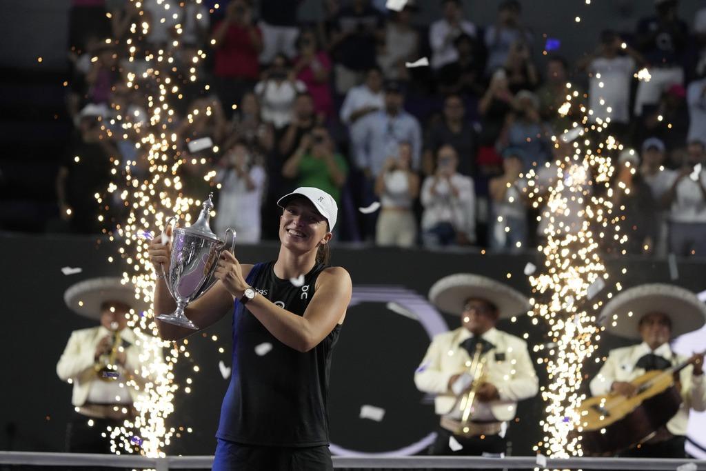 Swiatek Wins WTA Finals, Regains World Number 1 Ranking