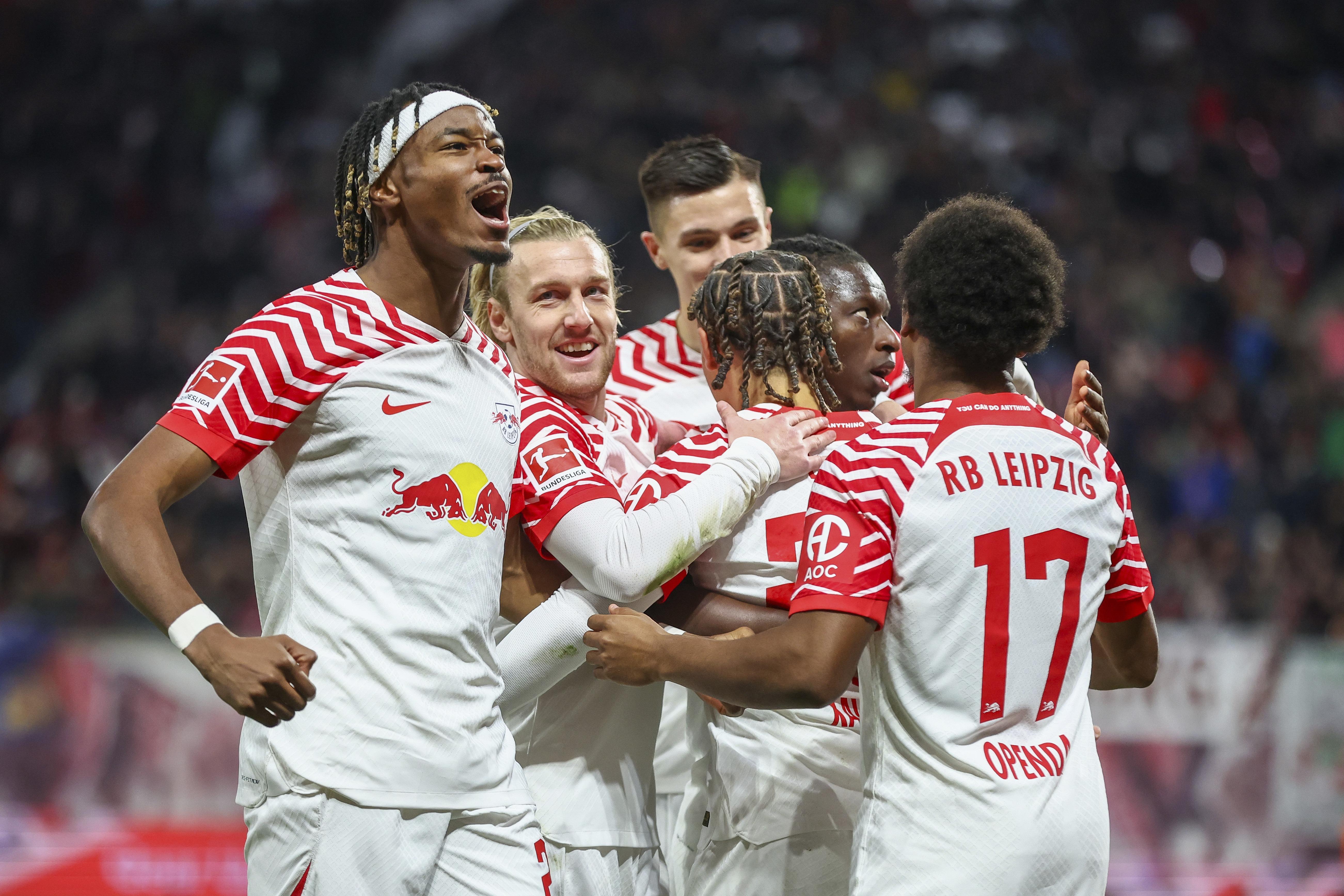Leipzig score twice in 2 mins for 3-1 win over Freiburg
