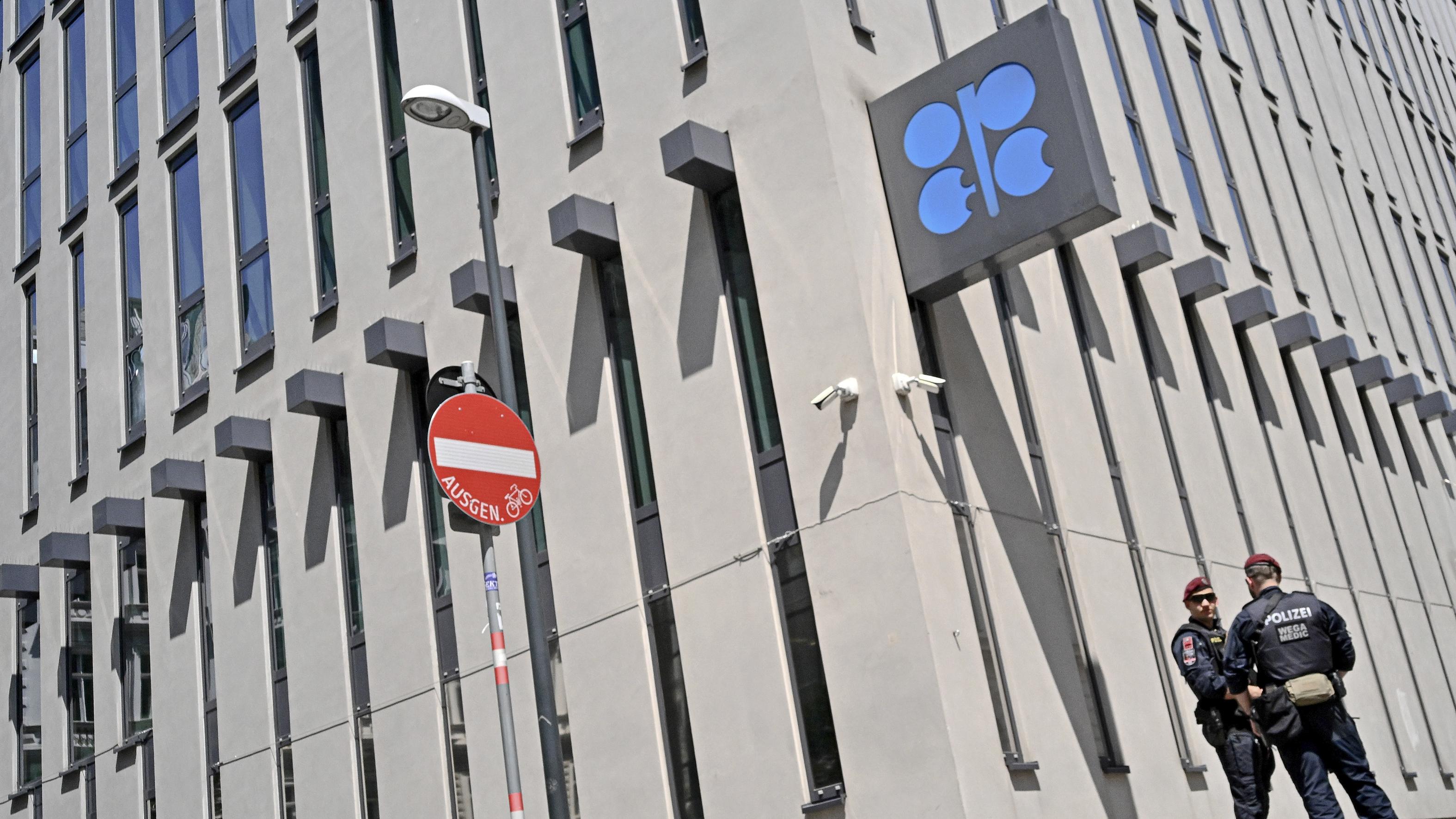 Opec Members Extend Oil Output Cuts To Second Quarter