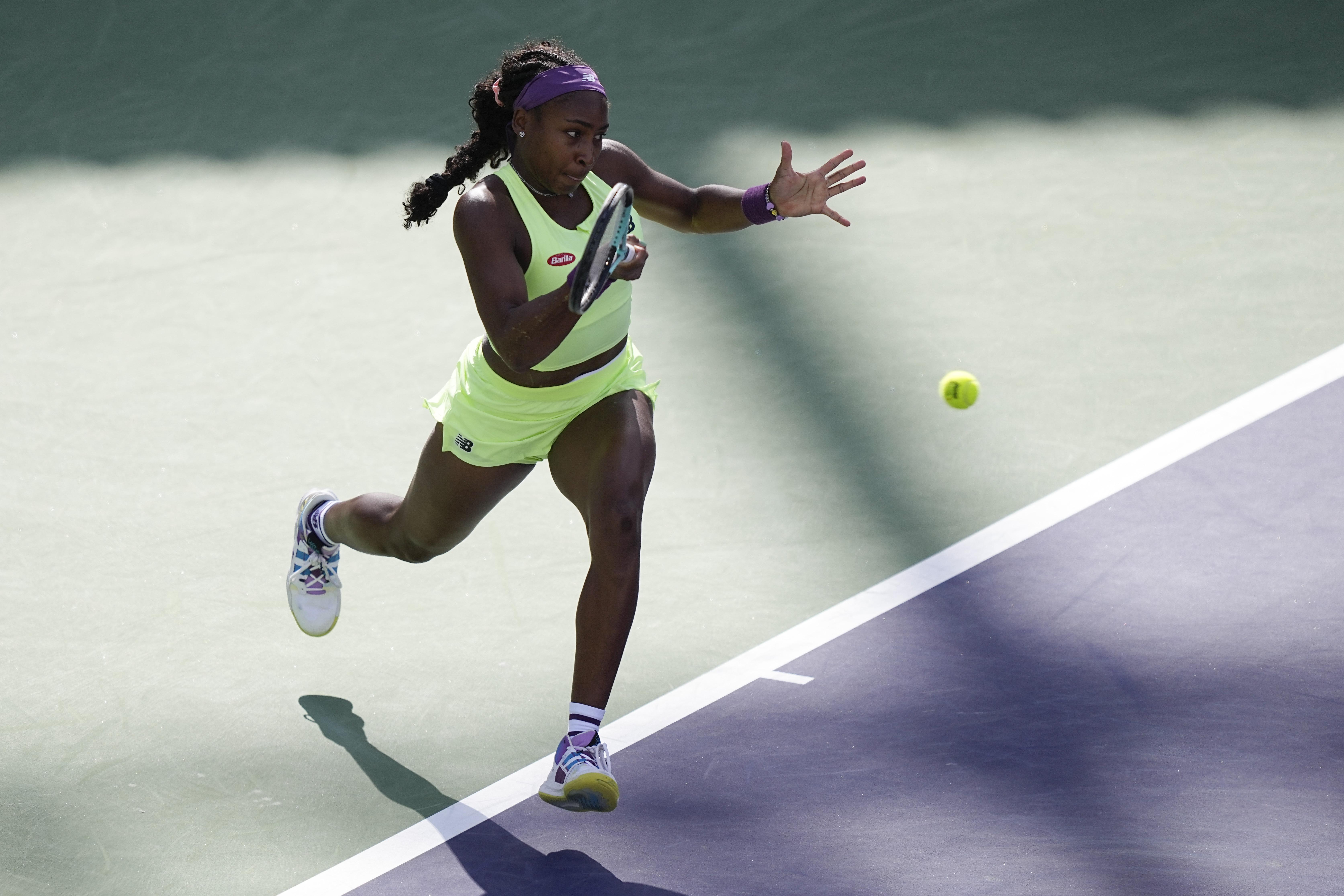 Error-prone Gauff, Swiatek into Indian Wells semis