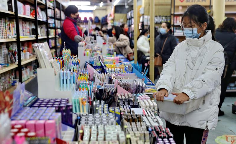 Consumers keen to buy stationery