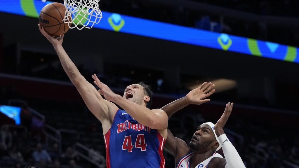 Knicks acquire Bogdanovic, Burks from Pistons