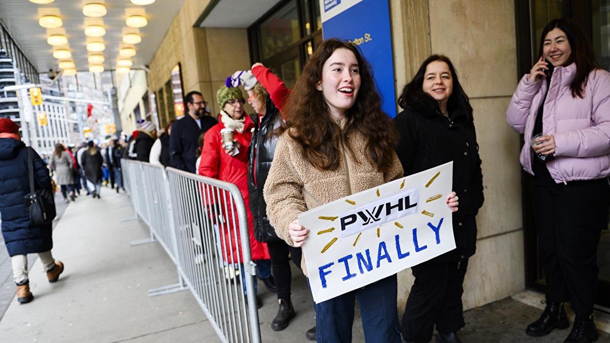 PWHL Breaks Professional Women's Hockey Attendance Record