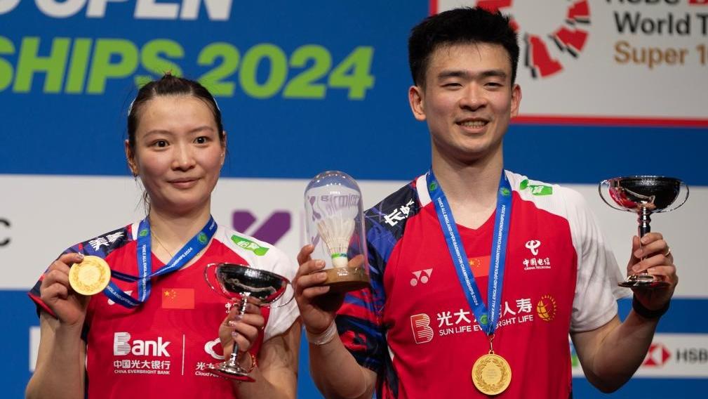 All England Badminton: Zheng, Huang Retain Mixed Doubles Title