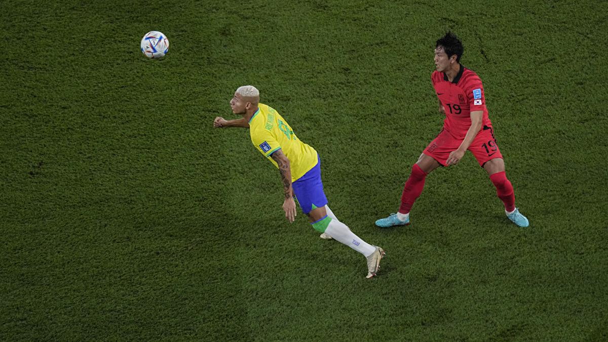 Imperious Brazil Smash Koreans 4-1 To Reach Quarters